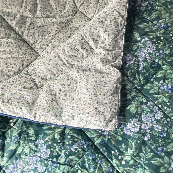 Vintage LAURA ASHLEY BRAMBLE BERRY Queen Reversible Comforter - Picture 7 of 8